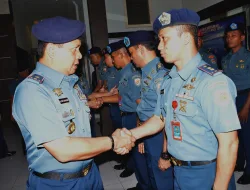 Danlantamal IV Terima Laporan Kenaikan Pangkat 9 Perwira