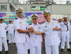Mayor Laut (P) Arizona Bintara Jabat Komandan KRI Barakuda-633