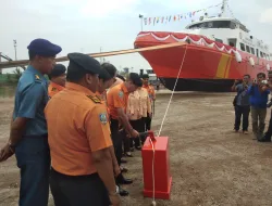Kabasarnas Luncurkan 2 KN SAR di Batam