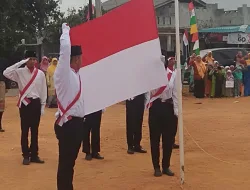 Rahma Pimpin Upacara HUT RI di Kampung Bangun Sari