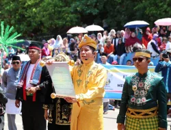 Pawai Budaya Berlangsung Semarak