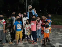 Mahasiswa Unri Lakukan Pembagian Masker di Wilayah Tanjungpinang Barat