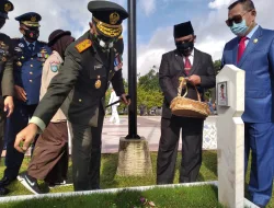 Danrem 033/WP Brigjen TNI Harnoto, S.Sos, Pimpin Ziarah rombongan peringatan Hari Ulang Tahun Tentara Nasional Indonesia (TNI) ke-75