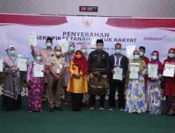 375 Warga Tanjungpinang Terima Sertifikat Tanah
