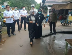 Banjir Rob Akibat Air Laut Pasang, Walikota Langsung Temui Warga Senggarang