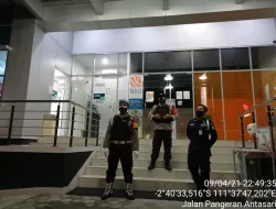 Patroli Malam Polsek Arsel Sambangi Bank BNI Pangkalan Bun