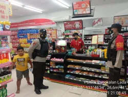 Pertokoan di Kobar didatangi Polisi