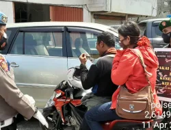 Anggota Polsek Arsel Bersama TNI Gencar Laksanakan Ops Yustisi Seputaran Kota P Bun