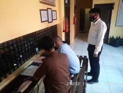 Penyerahan tersangka dan barang Bukti tahanan Polres Kobar