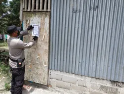 Mantap, Polsek pangkalan lada gencar penempelan Maklumat Kapolda Kalteng