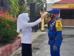 Satpolairud Test Suhu Tubuh Sebelum Apel Pagi
