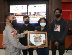 Polres Karimun Berikan Penganugerahan Kepada Pemenang Lomba Cover Lagu Ramadhan dihati