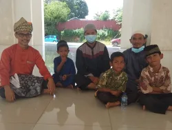 3 MANFAAT BERMAJLIS DENGAN ORANG SALEH YANG HARUS KITA KETAHUI
