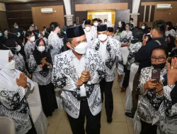 Gubernur Minta PGRI Terus Menjaga Kemitraan Strategis Bersama Pemerintah