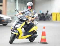 Gubernur Jawa Tengah  Kembali Pamerkan Motor Listrik Buatan Jateng