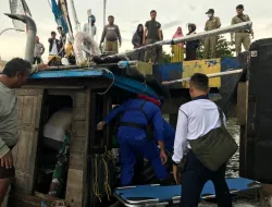 Satpolairud Polres Karimun Evakuasi Nelayan Yang Tersambar Petir