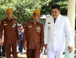 Usai Detik-detik Proglamasi, Plt Bupati Kunjungi Veteran, Roby : Mohon Doakan Kami, agar bisa Lanjutkan perjuangan ini Membangun Daerah
