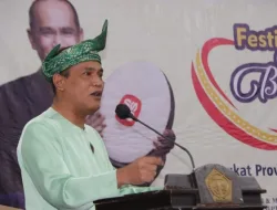 Sirajudin Nur Buka Secara Resmi Festival Kepri Berkompang Di Karimun