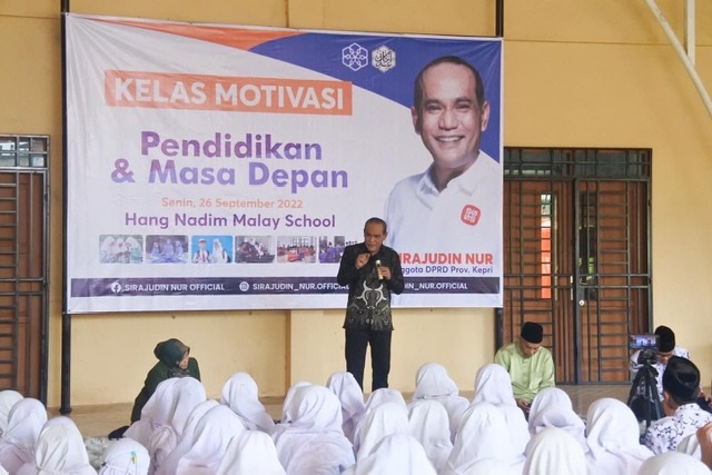Pentingnya Kualitas Pendidikan, Sirajudin Nur Berikan Kelas Motivasi di Hang Nadim Malay School