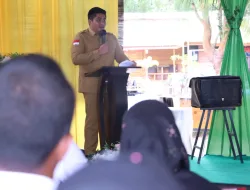 Bupati Bintan  Jaring Aspirasi Dengan Suasana Pantai