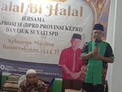 Eratkan Persaudaraan, Saproni Berhalal Bihalal Bersama Jamaah Masjid Baiturrahman
