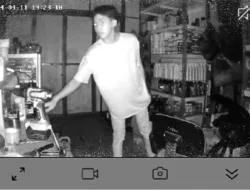 Terekam CCTV, Aksi Maling di Bengkel Tanjungpinang saat Pemilik Lebaran