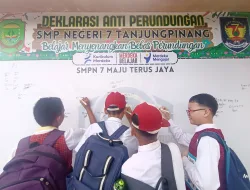 Hari Pertama Masuk Sekolah, Siswa Baru SMPN 7 Tanjungpinang Deklarasi Anti Perundungan