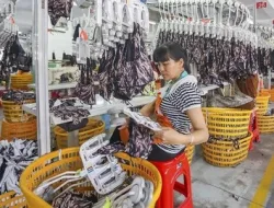Ekonomi Amburadul, China Mau Tambah Utang Gede-Gedean