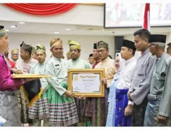 Milad ke-59, Pj Bupati Herman Hadiri Rapat Paripurna DPRD Inhil