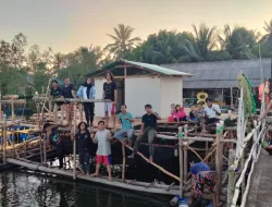 Terobosan Baru di Kampung Madong: Pembuatan Bagan Apung untuk Penyediaan Pakan Mandiri Budidaya Ikan