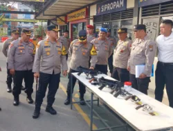 Polres Karimun Gelar Pemeriksaan Rutin Senjata Api untuk Tingkatkan Pengawasan dan Profesionalisme Anggota