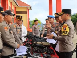 Kapolres Kepulauan Anambas Pimpin Apel Pengecekan Senjata Api untuk Pastikan Kesiapan Personel