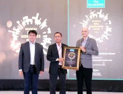 Dinilai Berkontribusi Bagi Ekonomi Masyarakat, PLN Batam Raih Penghargaan