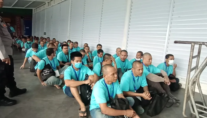 Tiba di Tanjungpinang, 300 PMI Dipulangkan ke Tanah Air