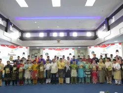 Pj Wali Kota Tanjungpinang Serahkan DPA-SKPD 2025, Soroti Transparansi dan Akuntabilitas Pengelolaan Anggaran