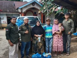 JIWHA Dharmasraya salurkan bantuan Korban Banjir Abai siat