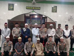 Polres Karimun Gelar Sholat Tarawih Keliling untuk Pererat Silaturahmi dan Harkamtibmas