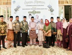 Gubernur Ansar Open House Idul Fitri 1446 H di Gedung Daerah, Masyarakat Antusias Hadir