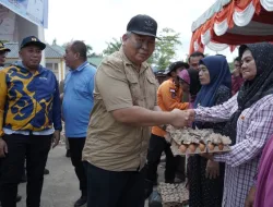 Bupati Asahan dan Wakil Bupati Asahan Serahkan Bantuan dan Tinjau Tanggul Jebol di Desa Sei Dua Hulu