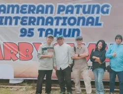 Seniman dan Jurnalis Sawahlunto Berpartisipasi dalam Pameran Patung Internasional di Padang