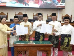 Pemerintah dan DPRD Batam Sepakati Ranperda Penyelenggaraan Pendidikan