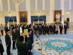 Presiden Prabowo Lantik 10 Duta Besar dan 1 Wakil Duta Besar RI di Istana Negara