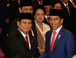 Jokowi Bertemu Presiden Prabowo di Kertanegara, Pertemuan Berlangsung Hampir Dua Jam