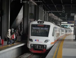 KAI Commuter Tegaskan Komitmen Konektivitas Antarmoda lewat Layanan Commuter Line Basoetta