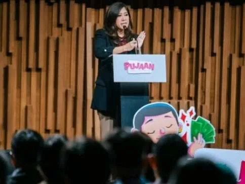 Menteri Komunikasi dan Digital Meutya Hafid saat membuka Festival Perempuan Berdaya Berkarya di SCTV Tower, Jakarta Pusat.