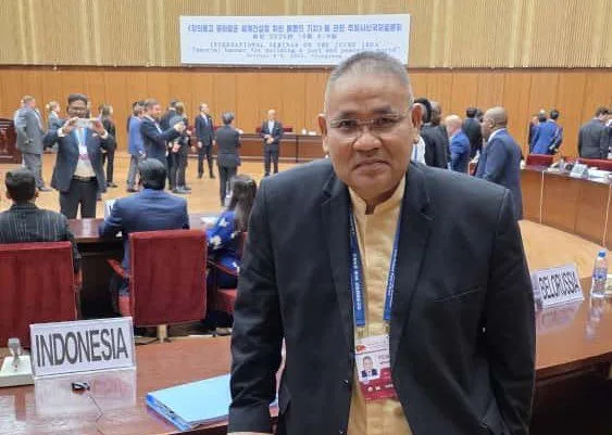 Teguh Santoso, Direktur Geopolitik GREAT Institute sekaligus Ketua Perhimpunan Persahabatan Indonesia–Republik Rakyat Demokratik Korea (RRDK), memandang perlunya ASEAN menggandeng Korea Utara untuk kerja sama.