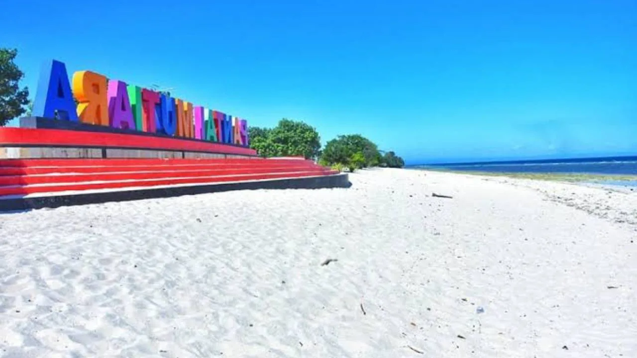 Ketgam : Pantai Mutiara Buton Tengah