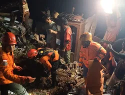 Lima Sekeluarga di Trenggalek Tertimbun Longsor, Empat Meninggal Dunia