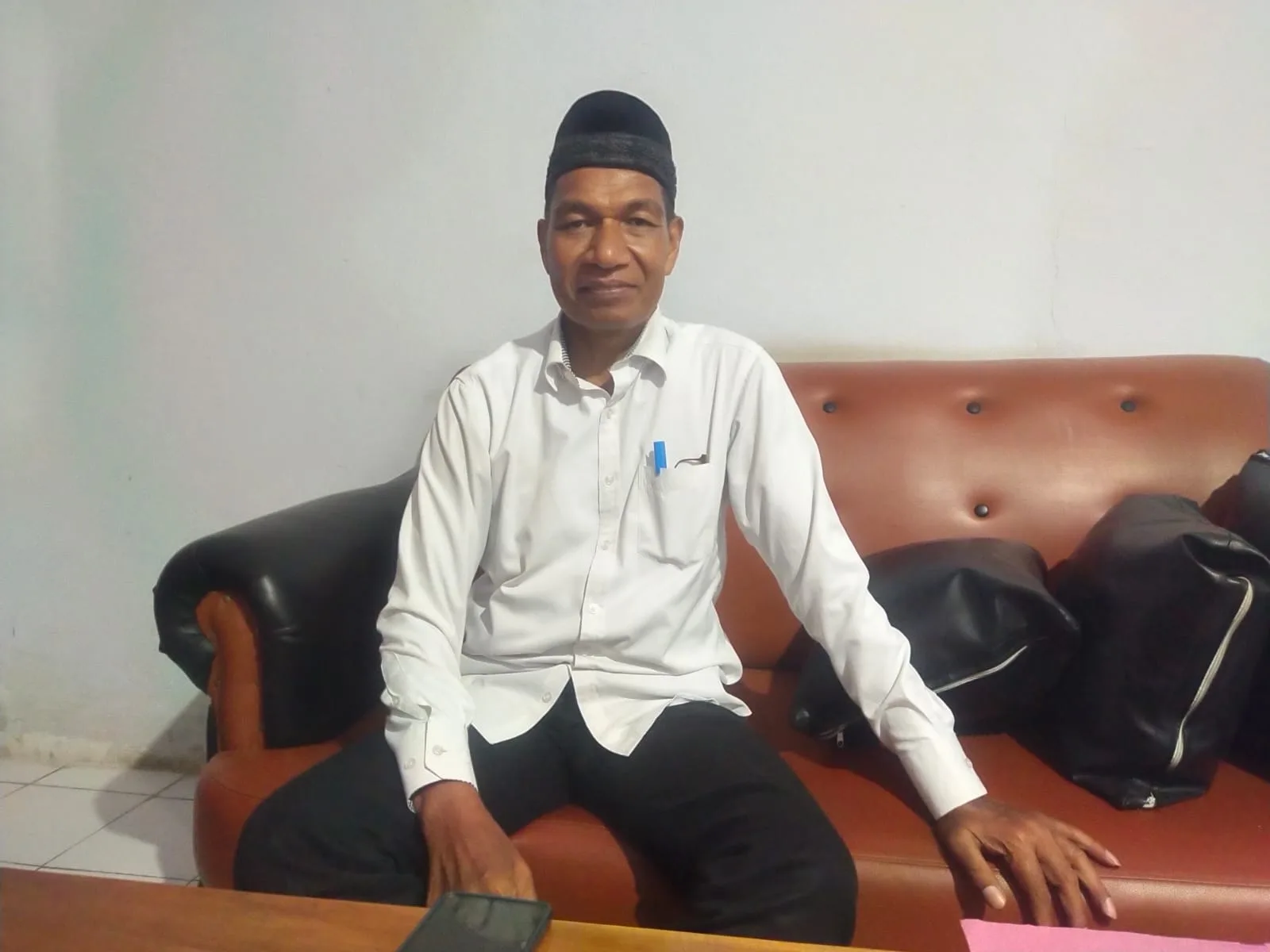 Ketgam : Kadis Kesehatan Kabupaten Buton Tengah, Kasman