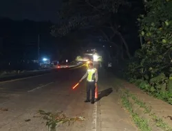 Pemotor Pembawa Surat Lamaran Kerja Tewas Kecelakaan